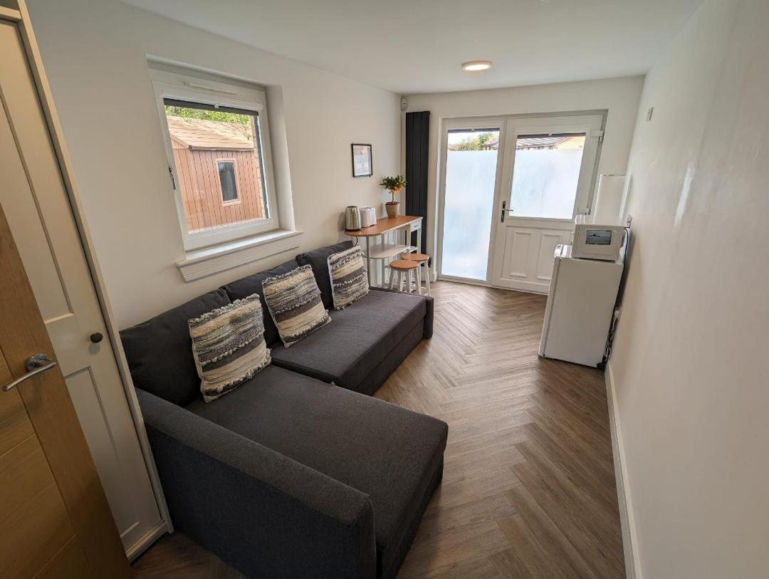 En-Suite Double Room With Private Entrance Edimburgo Esterno foto